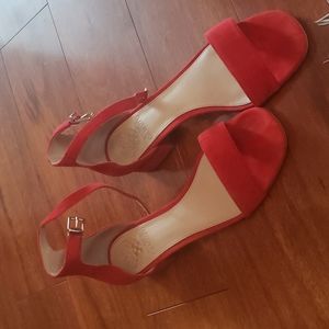 Vince Camuto Sandals